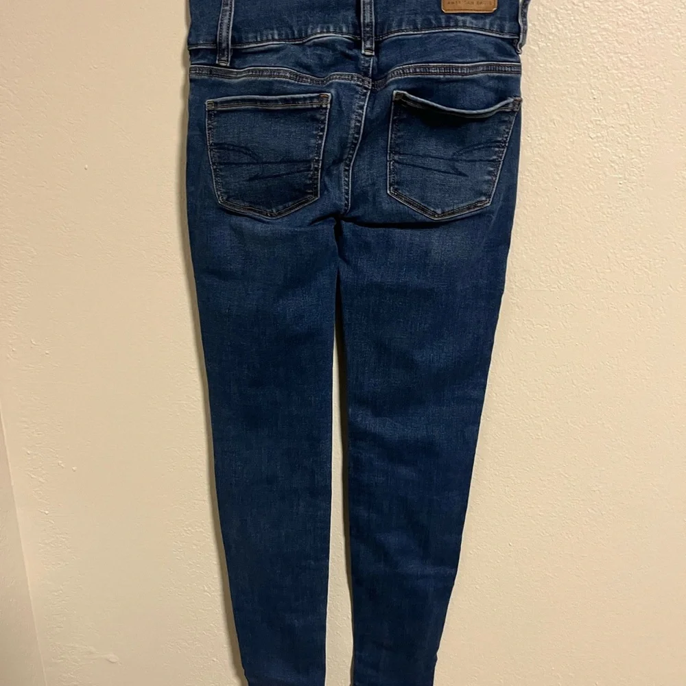 American Eagle Outfitters High Rise Dark Blue Jeans - Picture 2 of 9